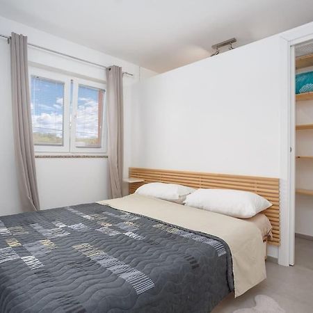 Family Village Apartment Vrh  المظهر الخارجي الصورة